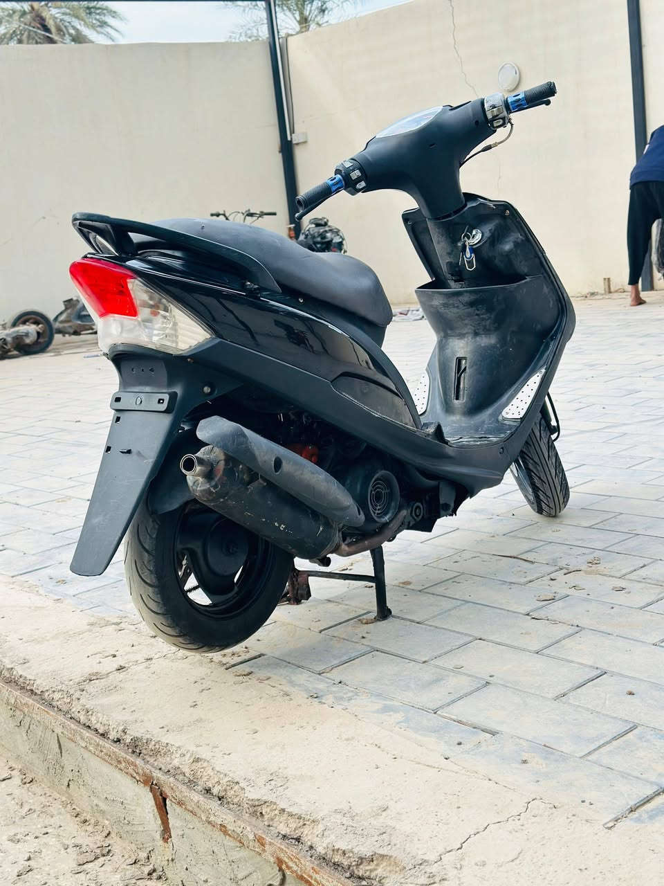 سلام عليكم من رخصت أبو الكروب ماكس عدله مكفوله دراجه جديده وناعمه تخبل شلعه ومعدل تشك الكاع السعر 525وبيها مجال حك الجيه *********** مكان كوفه عباسيه والشراي بي خير ويدلل
