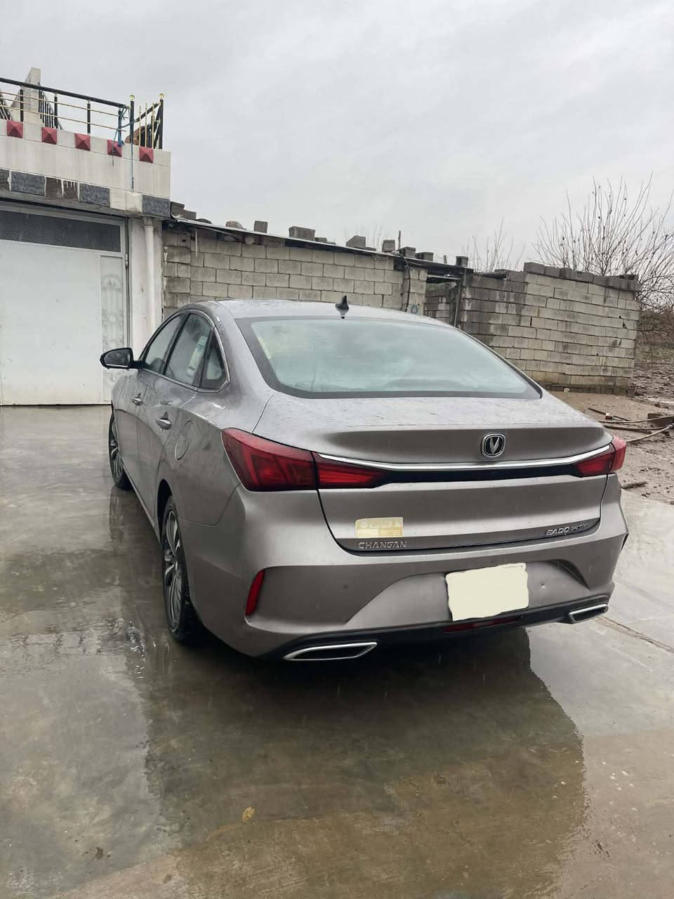 سەرەتا بە ناوی خودا 
Changan eado plus 2023 Sport 
گێڕ(ئۆتۆماتیک،عادی )،  
مواسەفات: ناوسوور کوشن(جڵد،کارەبا،هیتەر،تەبرید)سوکان ڤۆلیۆم ، 360 پلە کامێرا ،ڕادار ، خەتی شەقام ، تەحدید سورعە ، 3 جۆری لێخوڕین (SPORT،Normal،Eco) برێک بەسمە Auto Hold، شەغال ، پانۆراما ،کامێرا ، ئاوێنە هیتەر و کارەبایی، عەدەسە زینۆن، تڕەکشن . زۆر مواسەفاتی تر 
سەیارەکە رەقەم بغداد 
سەنتەری تا ٢٠٢٨ تازەیە  
***********
[hidden information] شربازهير, السليمانية
