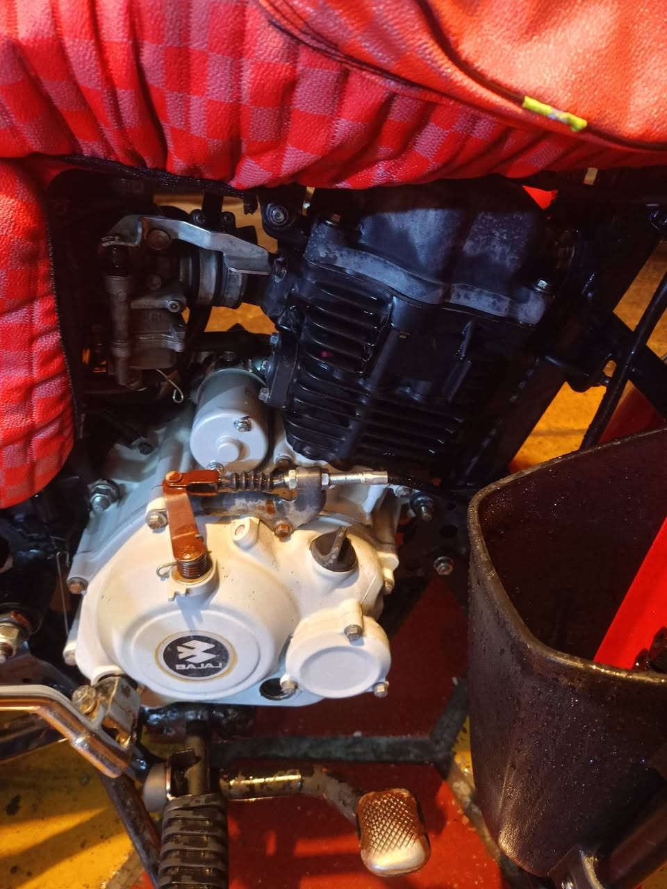 السلام عليكم دراجة بوكسر اربيل امرقمة تحويل ثانيوم دراجة خير من اللة اترايهة يخبل شلعةمعدل نعومة كلش حلوة وبل عافية عل ياخذهة مكينة ما مفتوحة ابد جانت متروكة موديل 21 نازلة بل 22 مابيها برغي نقص مكاني بغداد الشراي يخابر ويدلل السعر 1800وبيهة مجال لناس الطيبة رقمي ***********
