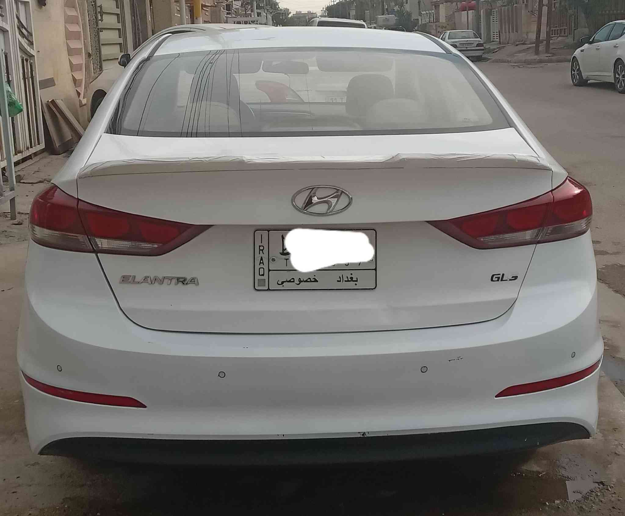 السلام عليكم
للبيع النترا خليجي 2018
باسمنه ماشية 122km
السعر133
بيه تبديل قطعتين بنيد مع جاملغ اصلي شركة 
بدون داخل  اثر طخة خفيفة 
العنوان بغداد الكرخ حي الجهاد 
***********
***********
