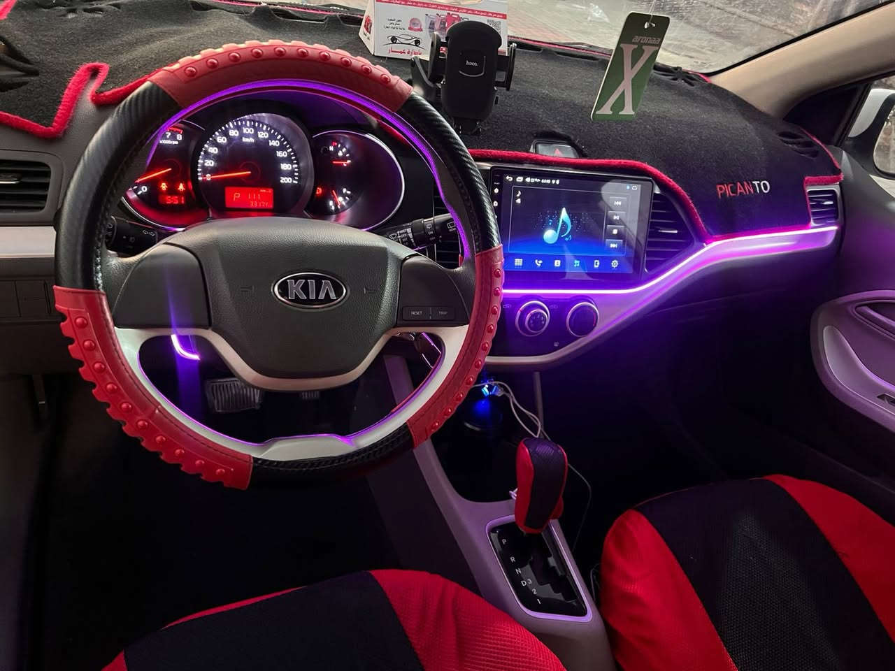 السلام عليكم
للبيع كيا بيكانتو موديل 2016 مواصفات عادية شاشة اندرويد كامرة خلفية خمسة ويل كب سبير ما نازل مكفولة من الصبغ والبارد فقط ملاحضات بسيطة رصعة بالدوسة ورصعة بالباب ماشية 33الف حقيقي السعر 103 ورقة وبيها مجال العنوان/بغداد/العامرية هـ/***********
