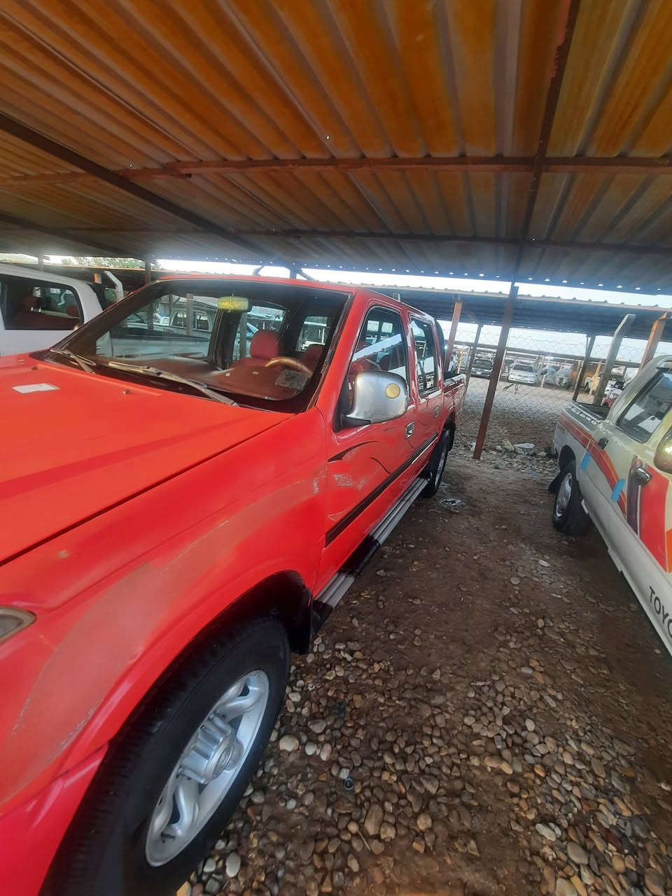 سياره كنو للبيع سياره مكفوله سنويه لل 27السعر 50وبيهه مجال للاستفسار ***********
