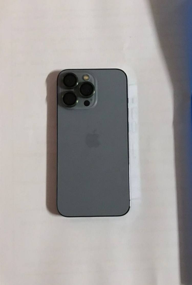 ايفون 13pro 
ذاكرة 256 
بطارية 80 
الجهاز بلادي لا مفتوح ولا مصلح موضح بالصوره 
انطيك ويا الجهاز 6 كفرات وشاحنة اصلية 
السعر 600 متريد الشاحنه 575 
مكاني بغداد الدوره


**إذا كنت صاحب هذا الإعلان وتريد حذفه لأي سبب، رجاءا أرسل رسالة إلى الدعم الفني**