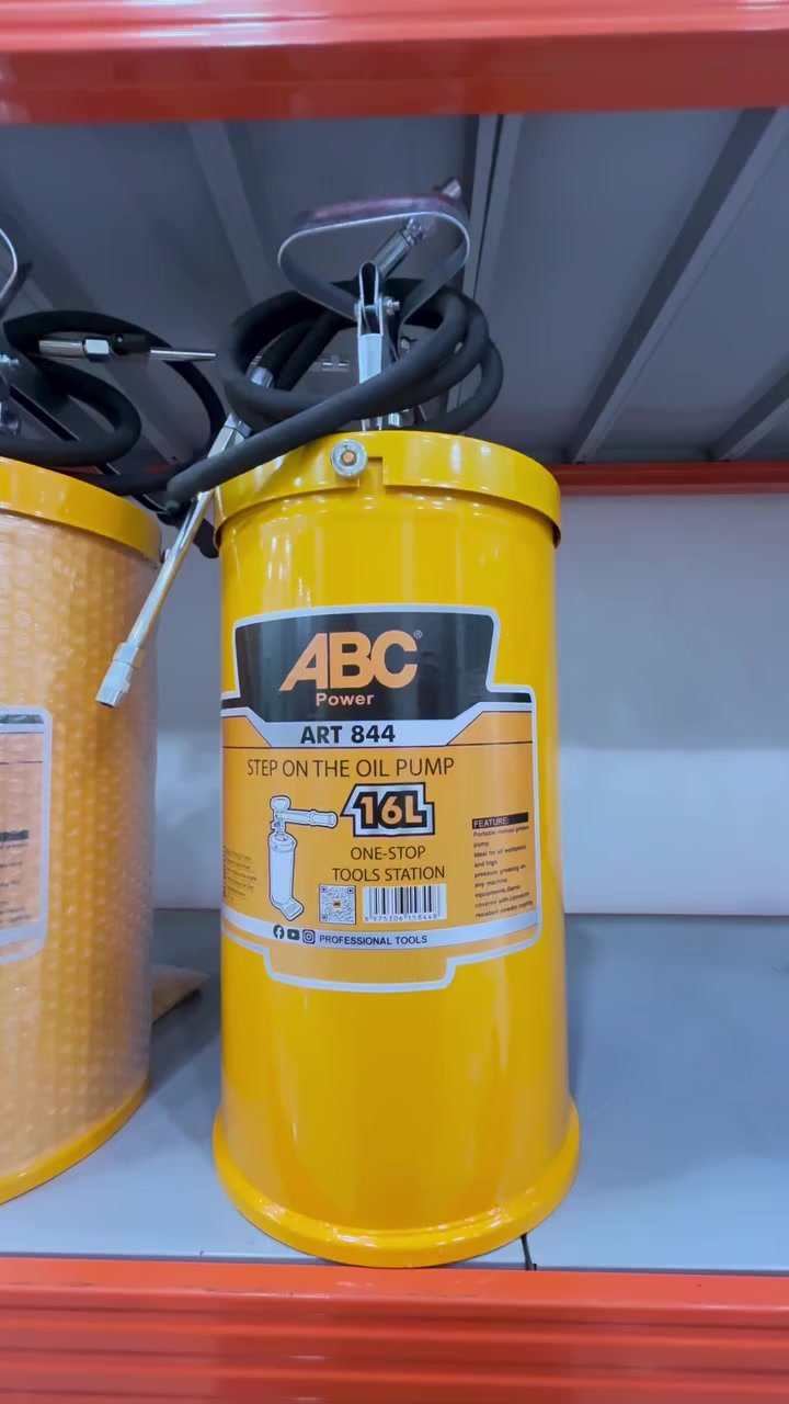 � مشحمة ABC Power الأصلية 🔥

✨ متوفرة الآن في مشحمة كريز ✨

✔️ صناعة قوية وتحمل عالي للاستخدام الثقيل
✔️ تشحيم سريع وسلس بدون تعب
✔️ تجي كاملة مع جميع ملحقاتها داخل الصندوق
✔️ جودة احترافية تناسب الورش والاستخدام اليومي

💪 حجم عملي وكبير 16 لتر يخدمك لفترة طويلة
🎯 تصميم متين + أداء ثابت = شغل نظيف ومرتب

🚚 متوفر توصيل سريع لكل العراق

📞 للطلب والاستفسار: ***********

✨ مشحمة كريز — نخلي شغلك بمستوى ثاني ✨ 🚀
 #مشحمة #ادوات #معدات
