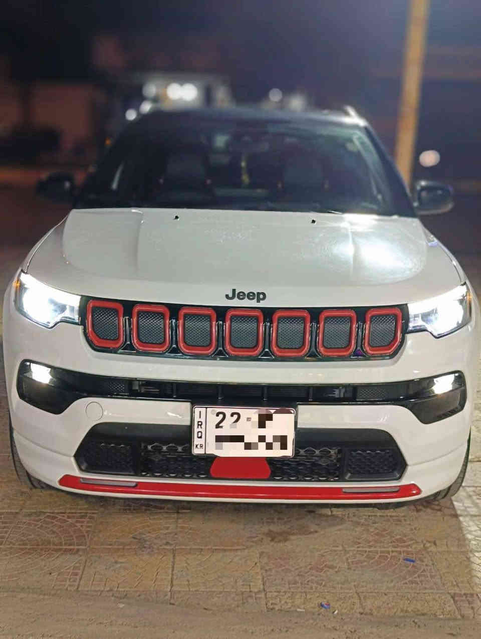 نوع السيارة:Jeep compas
الموديل:2022
لون السيارة:ابيض+اسود
المسافة:17 الف
عدد الاسطوانات:4 سلندر 
حجم المحرك:2400 9نمر كير 3وضعيات
الوارد:امريكي
رقم اللوحة:رقم اربيل سيارة بأسمي+ كوبون بانزين 
المقاعد:كهربائية+تدفئة ستيرن+تدفئة كشنات
مواصفات:
1-بصمة ابواب
2-تشغيل عن بعد 
3-رادار امامي خلفي جانبي
4-نقطة عمياء
5-توقف ذاتي 
6-تدفئة وتبريد ثلج❄+تبريد قطعتين 
7-تحديد مسار 
8-تحديد سرعة 
9- شاشة ابل كاربلاي وكامرة
10-سقف بانوراما 
حادث السيارة:باب خلف السائق مبدل اصلي شركة بدون ايرباك
باقي المواصفات معروفة
العنوان:موصل
للاستفسار عن الرقم ***********
السعر:225 ورقه وبيها مجال
