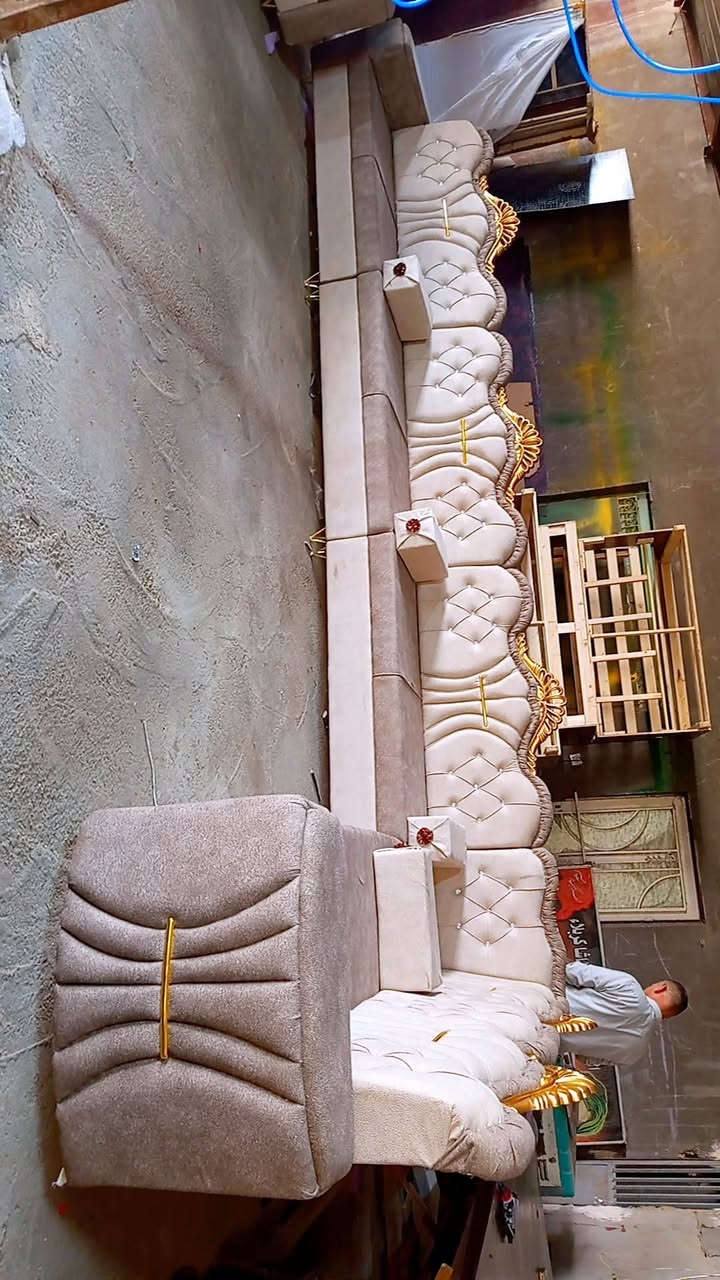 معمل ومعرض درب الحسين حله طريق كربلاء عمود 57 لعمل التخم والديوان بكافة الموديلات والقياسات المطلوبه وبأسعار تنافسية وبوصل ضمان خمس سنوات ... نبدل الجديد بالمستخدم .... نشتري التخم المستعمل .... دوشمة التخم والديوان الاستفسار مراسلة الصفحه او الاتصال ع ***********
