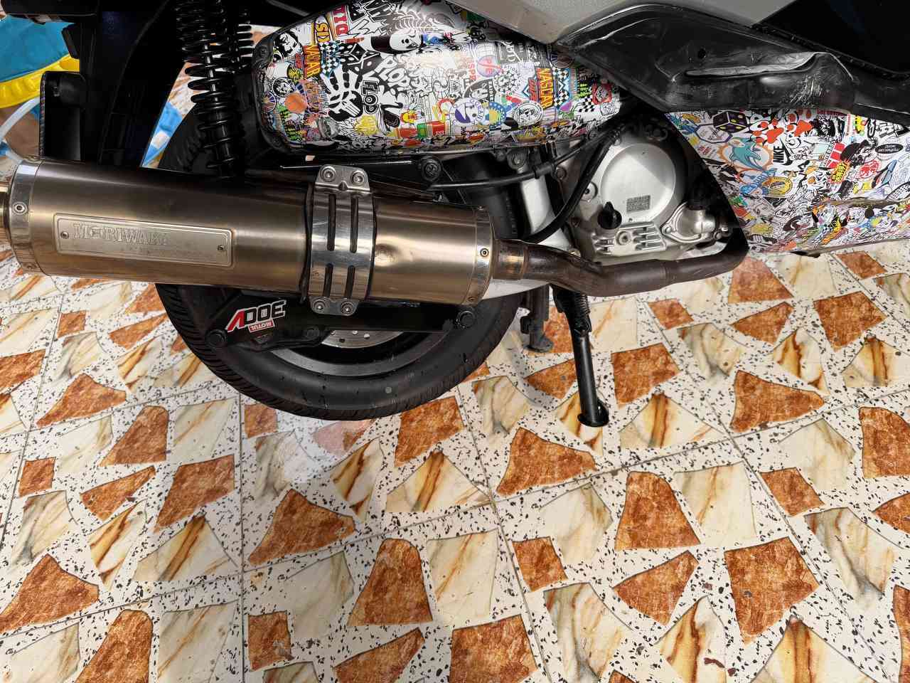 بسم الله الرحمن الرحيم 
السلام عليكم ورحمه الله وبركاته 
أقره المنشور كامل 
وشوف الصور عود ادخل وسولف
فقط واتساب او تصال 🌹
فورزه 0/10 مكينه سلفر
دراجه مال جنايه 
((مرقم انبار )) تحويل ثاني يوم 
سنويه ولوحات انكليزي طالعات بس تسحبهن 🚩
ماشيه 48 KM 
دبل بصمه وسويج طوارئ 💯
بيه قطع كاربون فايبر اصلي ألياف ولزك 😎
تخم تاير ياباني وكاله ✅
جامه طويله مع جامه جوكر ✅
منظومه زنون المانيه  يسكر ✅
نضام سبورت 3 تحويلات و7 كير +S✅
كفاله كير ومحرك ✅
تجوه عاليه 👉
مواصفاته 
 ستان حساس 
  كلوب جنطه 
  زنون 
 بيه 4تحويلات و7 كير 
 سايد بريك 
كير عادي ونضام سبورت ✈️
تزويداته 😎
لغود تضخيم ✅🎭
تفصال سوادات لامع  دشبول ودوسات 🛸
وياله ملكي كروم  مختم 👑
دبلات جدد  🖲️ نصبه فول 
 🌟
ستان جهاز زوج 
 لزكات كاربون فايبر اصلي 
مري كفرات براغي اريل دواسات قطره يدأت ⚜️
كلهن مزخرف ذهبي ⚜️
واقيات وتعواجات بطح كاربون فايبر ✅💯
ارقه انواع المنضفات المعروفه 💯
عليه إدامه كامله من كلشي ✈️
كفرات مضخمات دمام 🔊
اخوان الدراجه صار سنه من نازله 
الدراجه احله من صور بلواقع
مكان بغداد ابو غريب خرنابات 📍
***********  بي واتساب 
دراجه فقط بيه صوت كلجات كلج امامي تجي تفحص وتأخذ وبيك خير وتدلل
