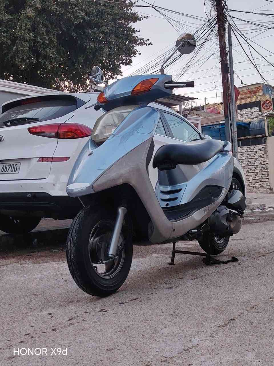 السلام عليكم شباب بريز للبيع كابريتر دراجه كله ختم واحد ويه المكينه دراجه من آيدك للشارع أي نقص مابيها 
مكاني الزعفرانية 
السعر 900 
***********
