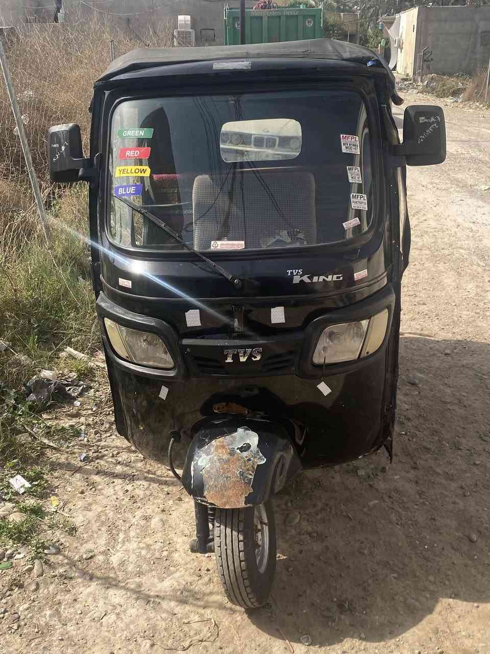 سلام عليكم اخوان tvs موديل ٢٠ للبيع مرقمة مكاني بغداد الراشدية رقم ***********
