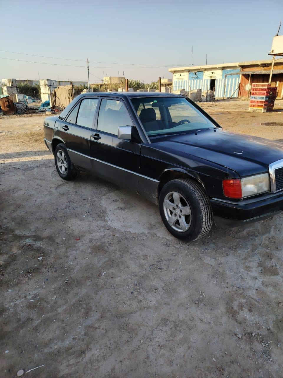 مرسيدس 91 للبيع 30 ورقه وبيها مجال 
*********** تخم تاير حداديه مكينه وكير حويه كله جديد
