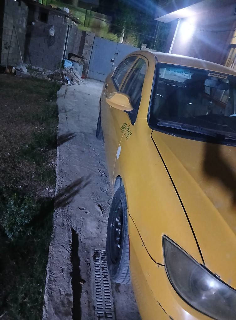 السلام عليكم 
ليفان 620 
موديل 2011
رقم بغداد دولي جديد بأسمي 
هزه جديده 
مصفرة هيئه وغرامات 
كير ومكينه خير من الله 
تخم ويل جديد 
بيها نقوصات بسيطه 
رايدها ب35 وبيها مجال 
مكاني الشعب 
***********
