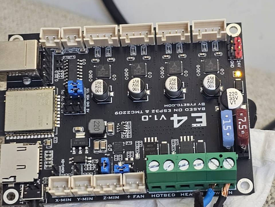غراض للبيع
طابعات
لوحات
شاشات
درايفرات
سيرڤو
كامرة
اكسترودر
رازبيري
كل الغراض الي بالصور متوفره كلمن وسعره بي جديد وبي مستخدم اي شي تريده راسلني
خاص او واتساب
***********
