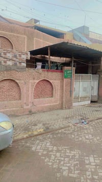 بيت للبيع المساحة 144 قطاع 3 قرب مدرسة المسار  طابقين البناء عگادة الس...