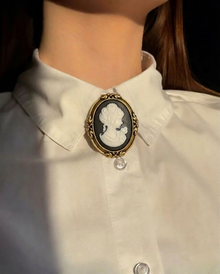 .

بروش فكتوري
Factory Brooch ✨

كوالتي اعتيادي💯
رجـالي نسـائي 🙎🏼‍♀️ 👨🏼
بروش ثقب فكتوري✨

السعر:3،750 ألـف فقط🔥
____
__

متـاجرنا 👇
@stray_store1
@stray_accessorie
@stray_vintages
@stray_suits
@mars_librar.y 
@stray_stationary11 
 __.

__

توصيـل  الناصريه مركز الفين ديـنار ❇️

اقضيه ونواحي 3 الاف

المحافظات 5 الاف دينارر

💢عن طلب لايقل عن ال 12 الف دينار 
_
⛔ اذا كان اكو غلـط بالطلبيه او غير مشابـه للصوره يمكن استبداله

التوصيل في يـوم واحد فقط⚡🔥
_
#انمي #هاري_بوتر #ترند #كوول #مودل هودي ملابس ستراي_ستور


**إذا كنت صاحب هذا الإعلان وتريد حذفه لأي سبب، رجاءا أرسل رسالة إلى الدعم الفني**