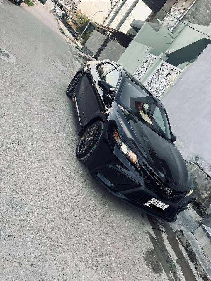 Toyota Camry SE AWD
لون اسود
موديل 23 
مسافه مقطوعه. 85 كيلو 
مواصفاتها  اعلى من se
ضرر. 3 قطع 
امريكا باب سايق فقط  ارباك بردة فقط   بالعراق تبديل جنطه وجامرلغ  خلفي صبغ  بجم كبس لمعرفه سعر    ( *********** )   وتساب او مسنجر
