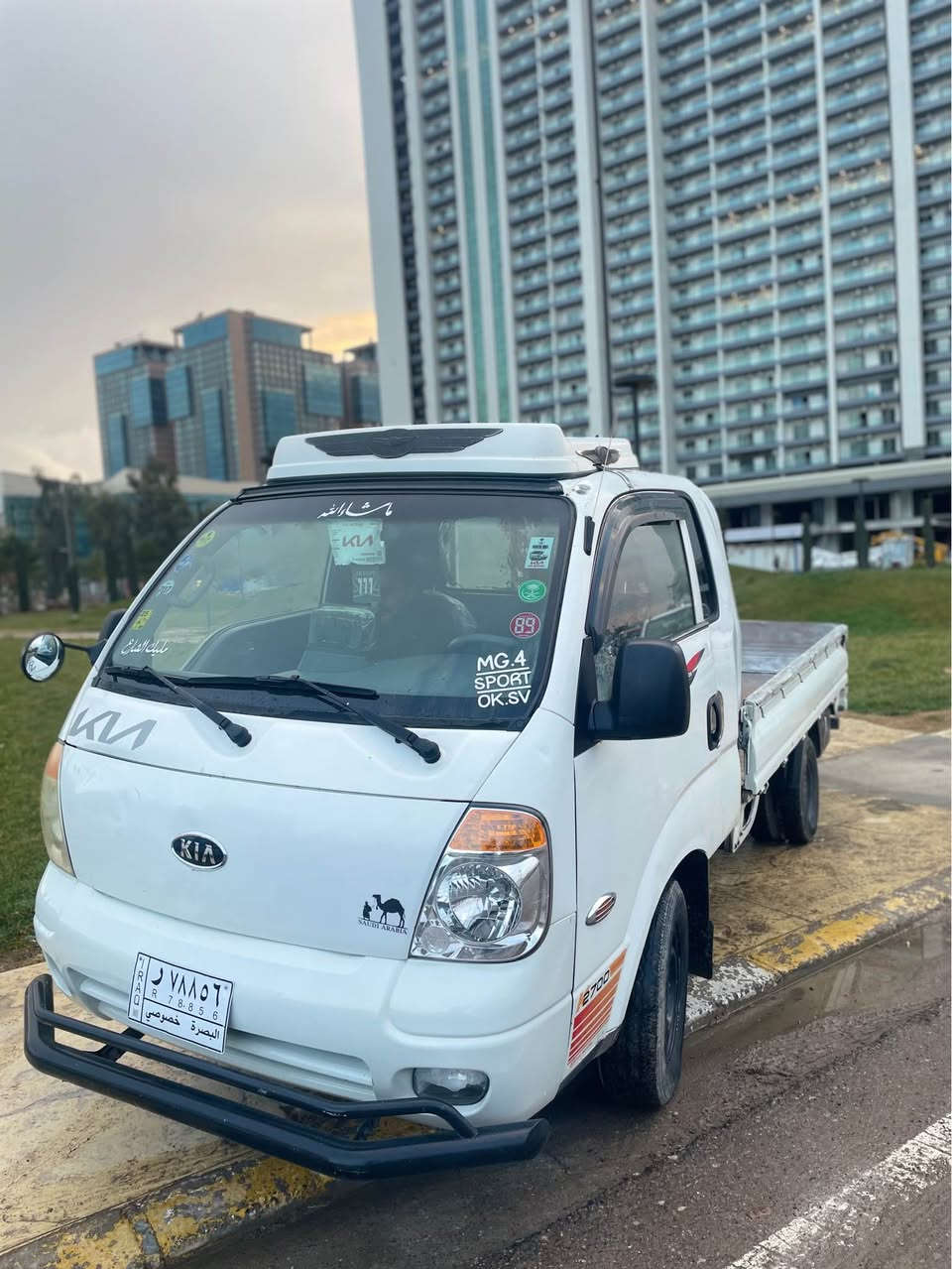 سلاو كيا مؤديل ٢٠١١ مةكينه ٣٠٠٠ كارةبايي دوبارةيه گئرو مةكينه بةشةرت كارةبايي بةشةرت  بؤ فرؤشتن يان بؤ گؤرينةوه شتئك بة دلم بئ سعري ٥٣ كةميك مةعمةلة شوئن هةولير 
رةقةم *********** أربيل, العراق
