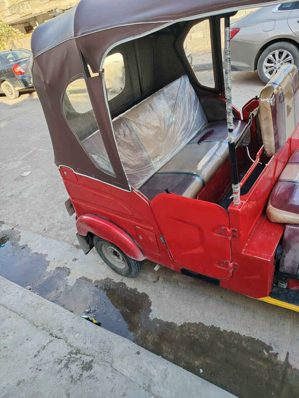 سلام عليكم تكتك موديل 22شهر11 خير من الله  بيه باس هاي ضربه تكتك كفاله السعر 9500 وبيه مجال***********
