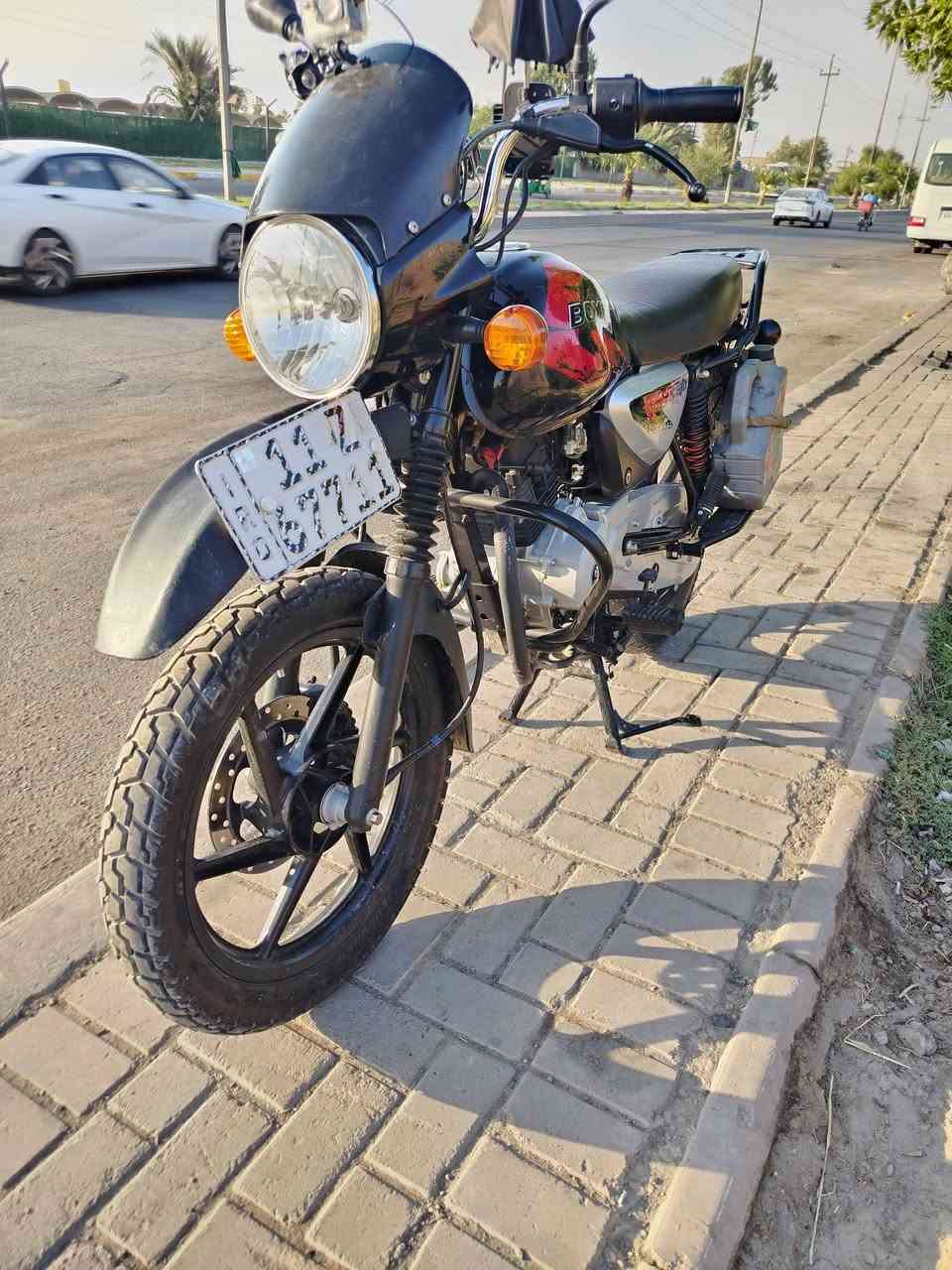 السلام عليكم بوكسر للبيع جبلي مرقم بغداد إنكليزي 
ماشيه 20 ألف دراجه بلجيس نزول 2025 من لمعرض دراجه ستخدام شخصي السعر 2750 وبيها مجال مكاني بغداد مدينه الصدر ***********
