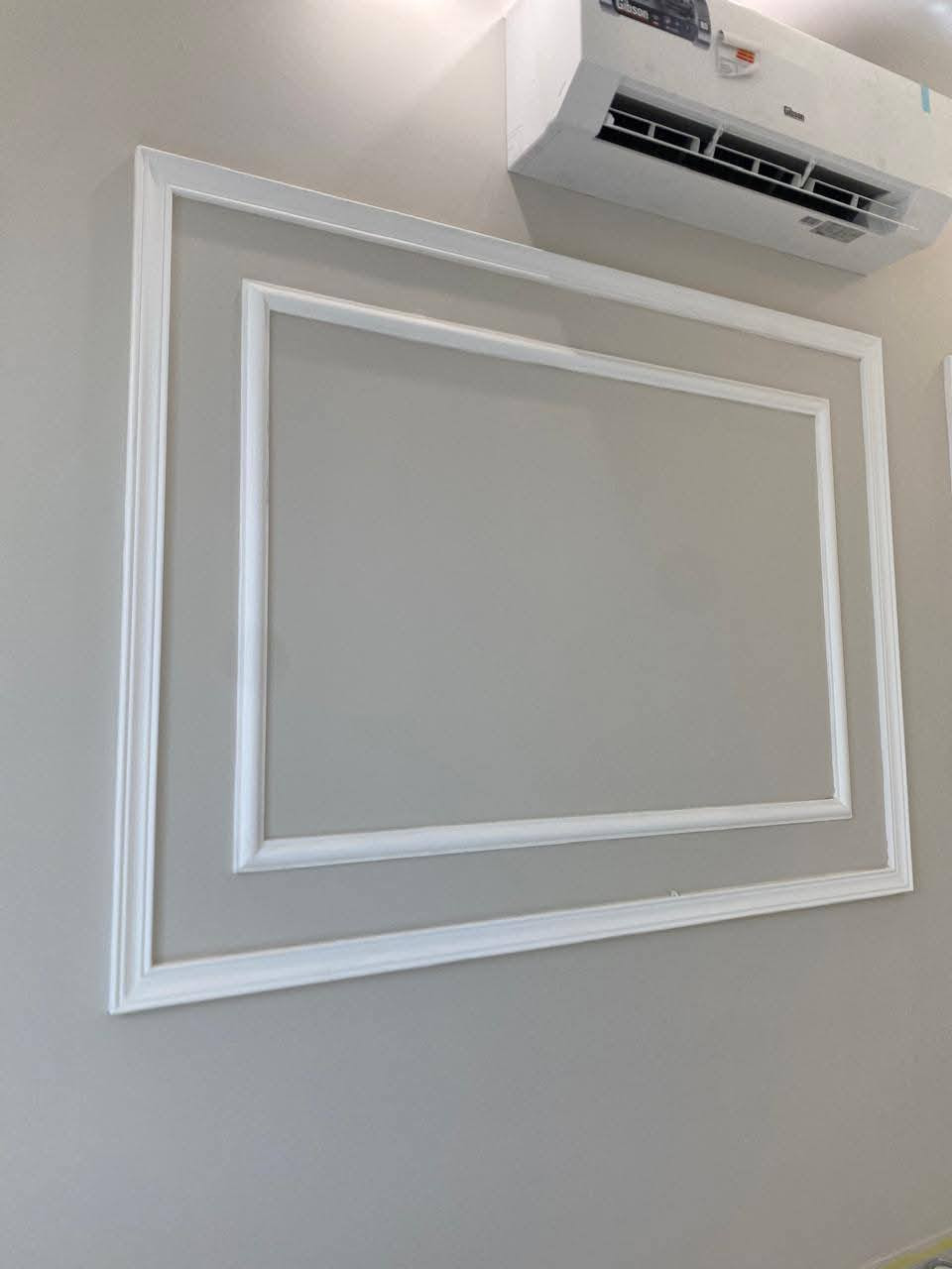 صباغ جدران داخلي وخارجي وعمل كافه الصباغ الحديثة 

ديكور بديل الرخام والخشب والشيبورد/ سحبات فوم داخليه 

طلس معجون وستن/ ورق جدران/ شبابيك تنظيف وصبغ 

ترميم وتصليح البيوت القديمه وسنفره / معالجه الرطوبه 

شغل درجه اولى/ ***********
