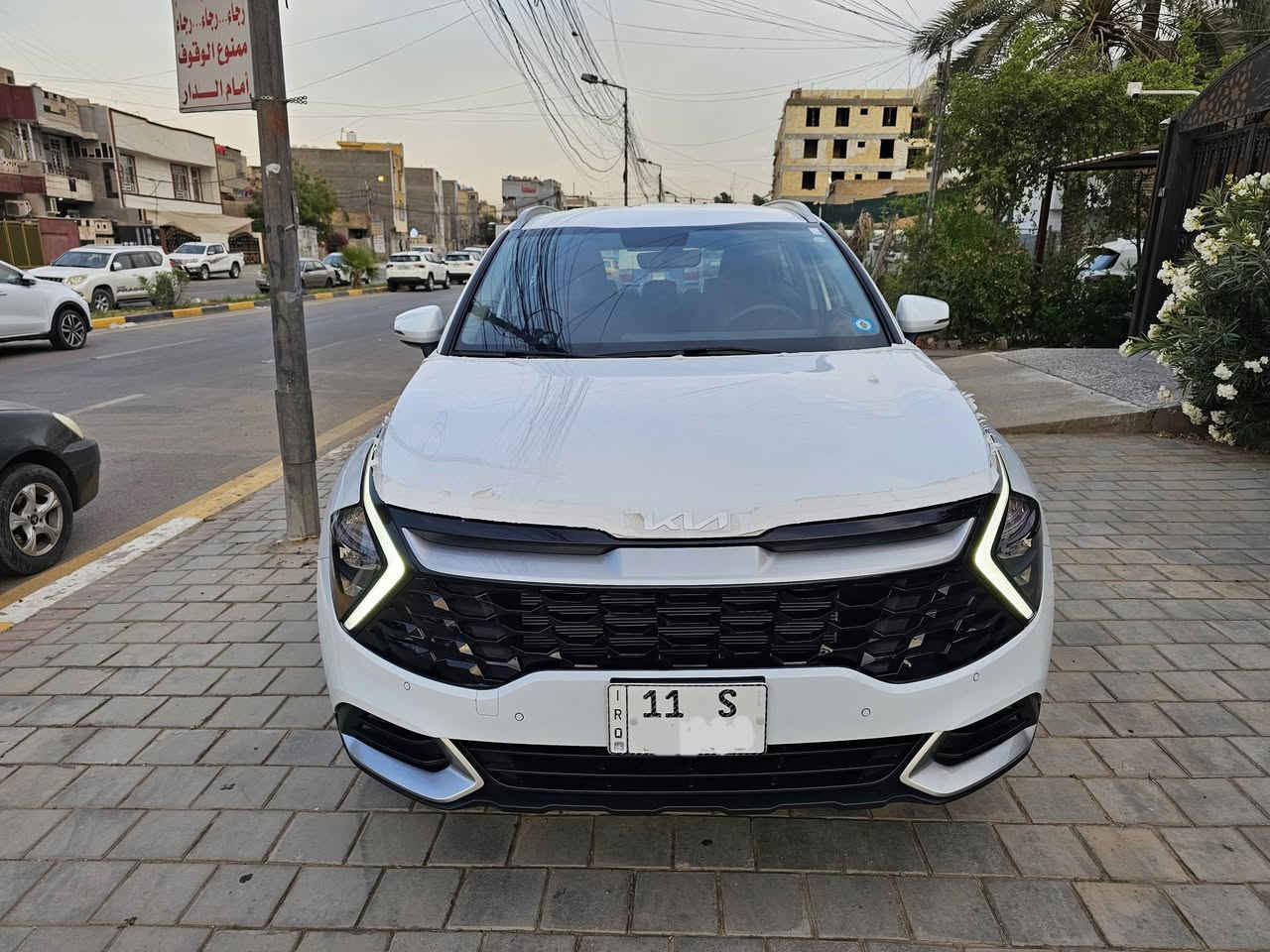 السلام عليكم 
سبورتج للبيع
موديل 25 رقم بغداد
فول كامل قماره حديد
ماشيه 1300 km فقط
كراسي سايق و راكب كهرباء
صندوق خلفي كهرباء
سبير ويل كب جبير مع عدة كامله 
بردة خلفيه
نقاط عمياء
حساس مطر
حساسات امامي خلفي + كاميره خلفيه
تبريد مناخين منفصل
ضمان الدوليه
السياره لحد الان بدهن الشركه 
+ اربع تبديلات دهن مجاني بالشركه
السياره على وضع الشركه
السعر  ٣٣،٨٠٠،٠٠٠  مليون دينار
للتواصل الاتصال على الرقم
***********
