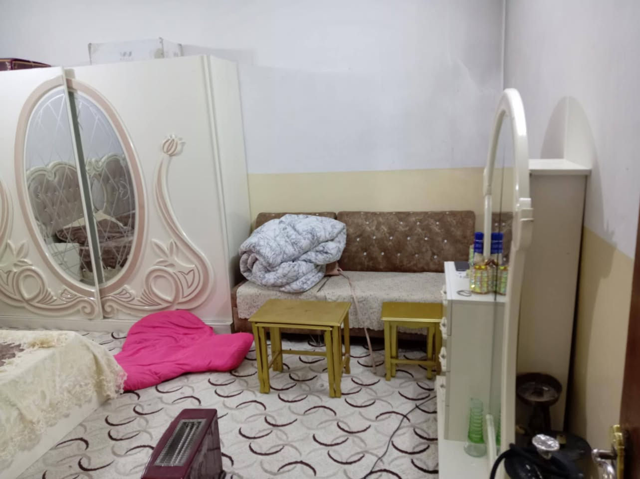 الغرفه كامل  داخل الموصل فقط  حل وشد ونقل السعر ٤٥٠ الف التواصل ع خاص المكان موصل بالايسر حي الميثاق


**إذا كنت صاحب هذا الإعلان وتريد حذفه لأي سبب، رجاءا أرسل رسالة إلى الدعم الفني**