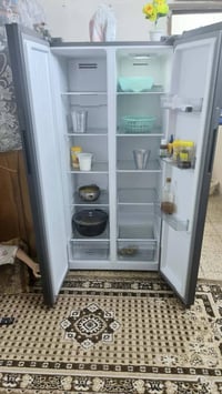 ثلاجه LG • بابين • جديده