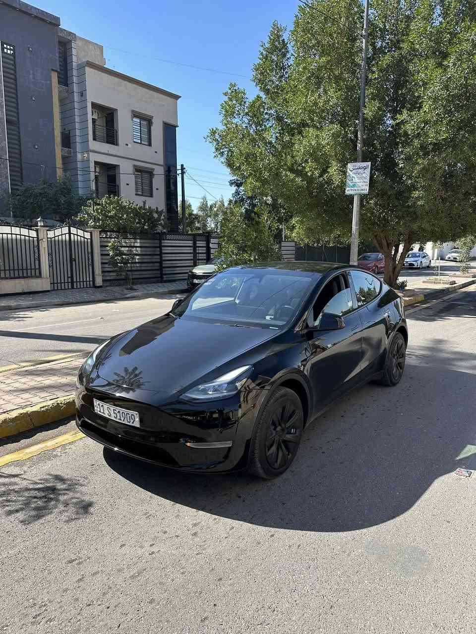 سلام عليكم شباب
تسلا y دبل ماطور اونلاين  
2024 ماشيه ٢٢ دخول جديد 
٣ قطع صبغ بدون شاصي ولا لغد ولا دواخل نضيفه جدا السياره وبدون نقص 
السعر ٢٢ ونص وبيهه مجال مكان سياره بغداد
***********
