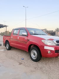 ‏السلام عليكم بيكم ￼2011 رقم بغداد  شاصي 12 كفاله عامه  سعر 155وبيه مج...