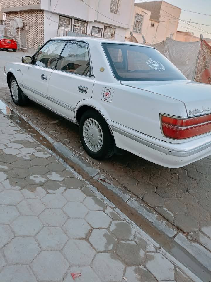 السلام عليكم هارتوبل بيع أ رقم نجف انكليزي  سنويه 29 
الشعر 40  و بيها مجال  التفاصيل حداديه نص عمر تايرات نص عمر محرك وكبر مكفول علمن سياره مصبوغه عام سيارة مضروبه بتكمه خلفيه الرقم الهاتف ***********
