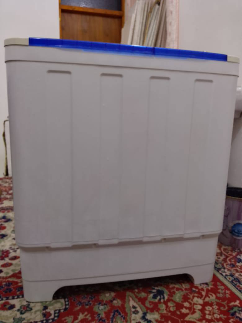 مكلفه بالنشر غسالة ٢٥كيلو السعر ١٥٠ وبيه مجال اي ستفسار عل هاذ الرقم ***********
