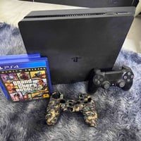 Ps4 slim اصلي استعمال قليل جداً  يدة تحكم اصلية وليست تجارية ! مع گفر ...