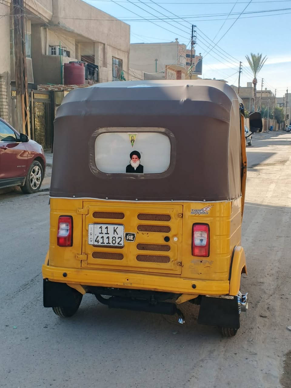 السلام عليكم تكتك باجاج للبيع موديل 2019 نضافه فول بيها بس دوسات معمره التكتك ربع مينصرف عليها وبالعافيه على المشتري جاهزه من كل النواحي مكاني بغداد البياع الشرطه الخامسه السعر 6200 وبيها مجال رقمي ***********
