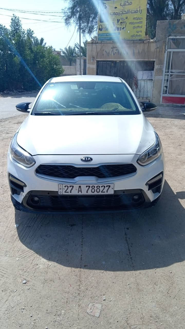 سلام عليكم فورتي ١٩ كير عادي بسمي جاهزه بيع ١٠٩ شاشه كامره تحكم جهتين تحديدمساروقوف ذاتي جاهزه مكانهه السماوه ***********
***********
