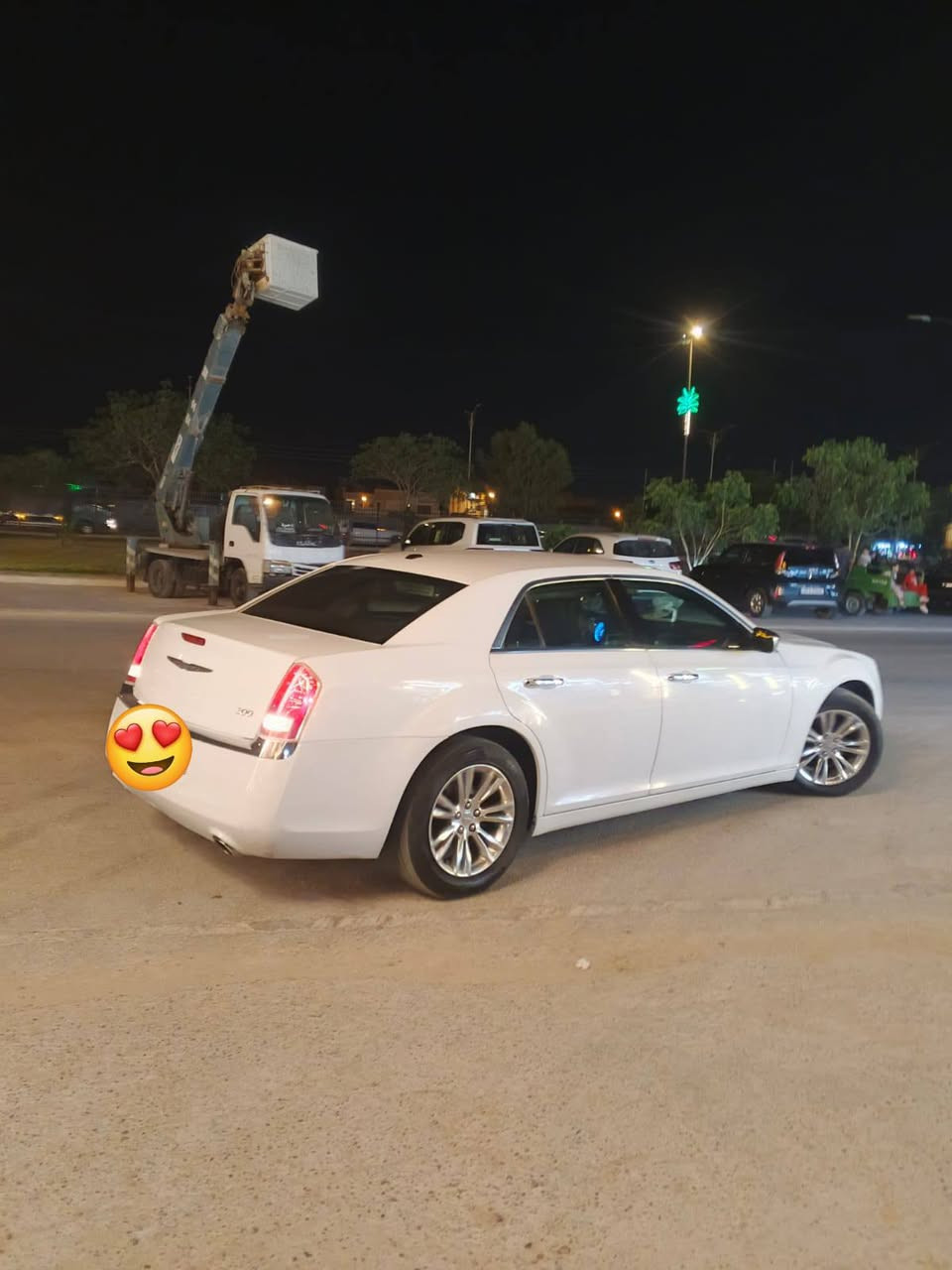 السلام عليكم اوباما خمس موصفات رقم اربيل هزه وسنويه جديد بسمي مكينه كير اكسل حداديه تخم تاير كهربائية كله كفاله موديل 12 بيها قطعتين صبغ بدون دواخل مكينه 3600تو ويل السعر 165 وبيها مجال *********** واتساب
