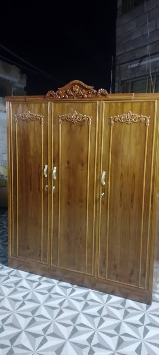 تم شد كنتور ٣ ابواب
لدى معمل العز 
للاستفسار اتصل أو واتس اب ***********
