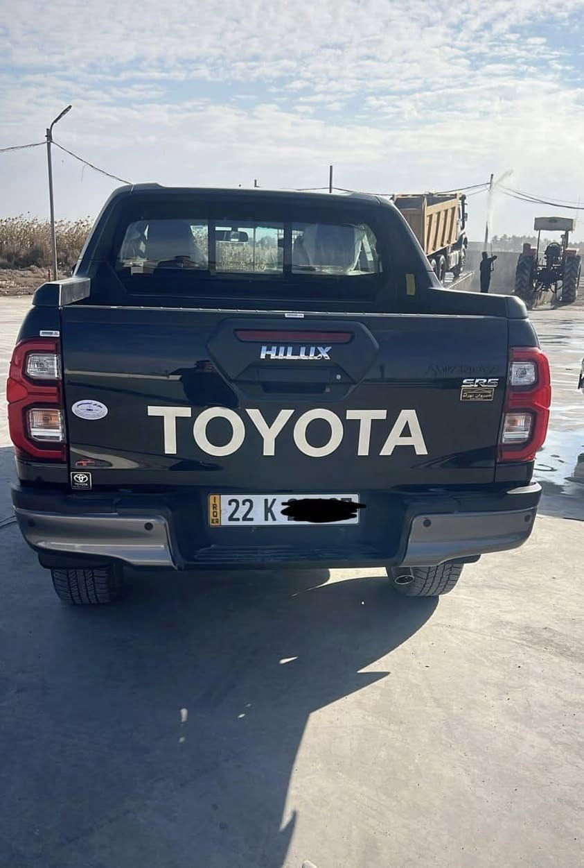 تيوتا هايلوكس ادفنجر موديل 2024فول مواصفات محرك V6 رقم اربيل تحويل مباشر ماشيه 19الف السياره كفاله عامه عدا شوي صبغ جوه البك لايت والباقي مكفول مكاني الرمادي سعرها 400وبيها مجال 

‭0783 281 7280‬
