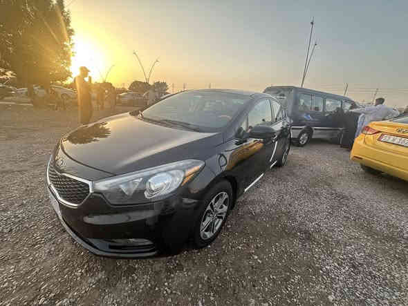 السلام عليكم كيا فورتي 2014 صور الضرر منشوره كير مكينه خير من الله صبغ ثلاث قطع فقط بدون دواخل 
السعر 103$ 
بيه مجال للتواصل الرقم ***********
