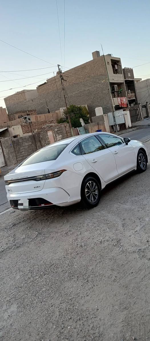 بي واي دي ديستروير 2025 ماشيه 7000 مكفوله حتى من الشخط معروفه مواصفاته السعر 20 مليون رقم بغداد مكان السياره بغداد البياع 
رقم الموبايل ***********
