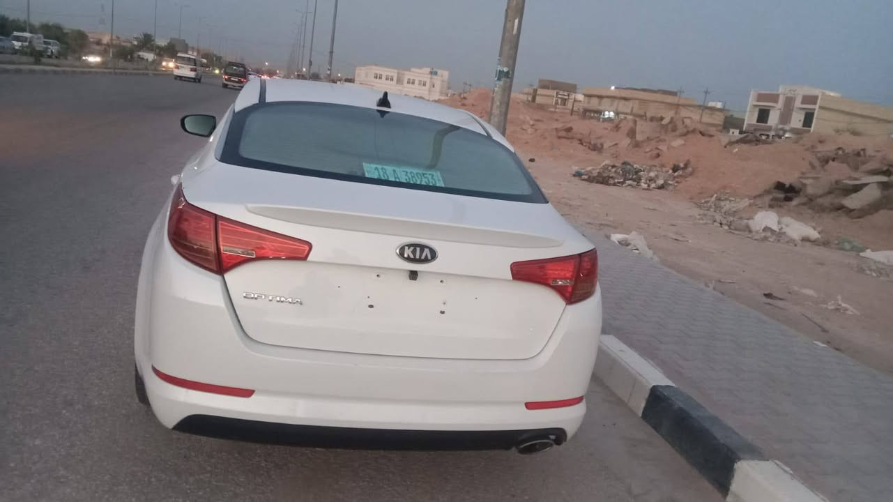 سلام عليكم اوبتيمه 14 خليجي بيه 4قطع بدون دواخل  بارد تحكم تلاث قطه تبريد خلفي رقم بابل نكليزي مشروع وطني تبريد حداديه حداتيه مكينه كير خير من الله مكان سياره نجف *********** سعر 90 وبيه مجال مكلف مكلف
