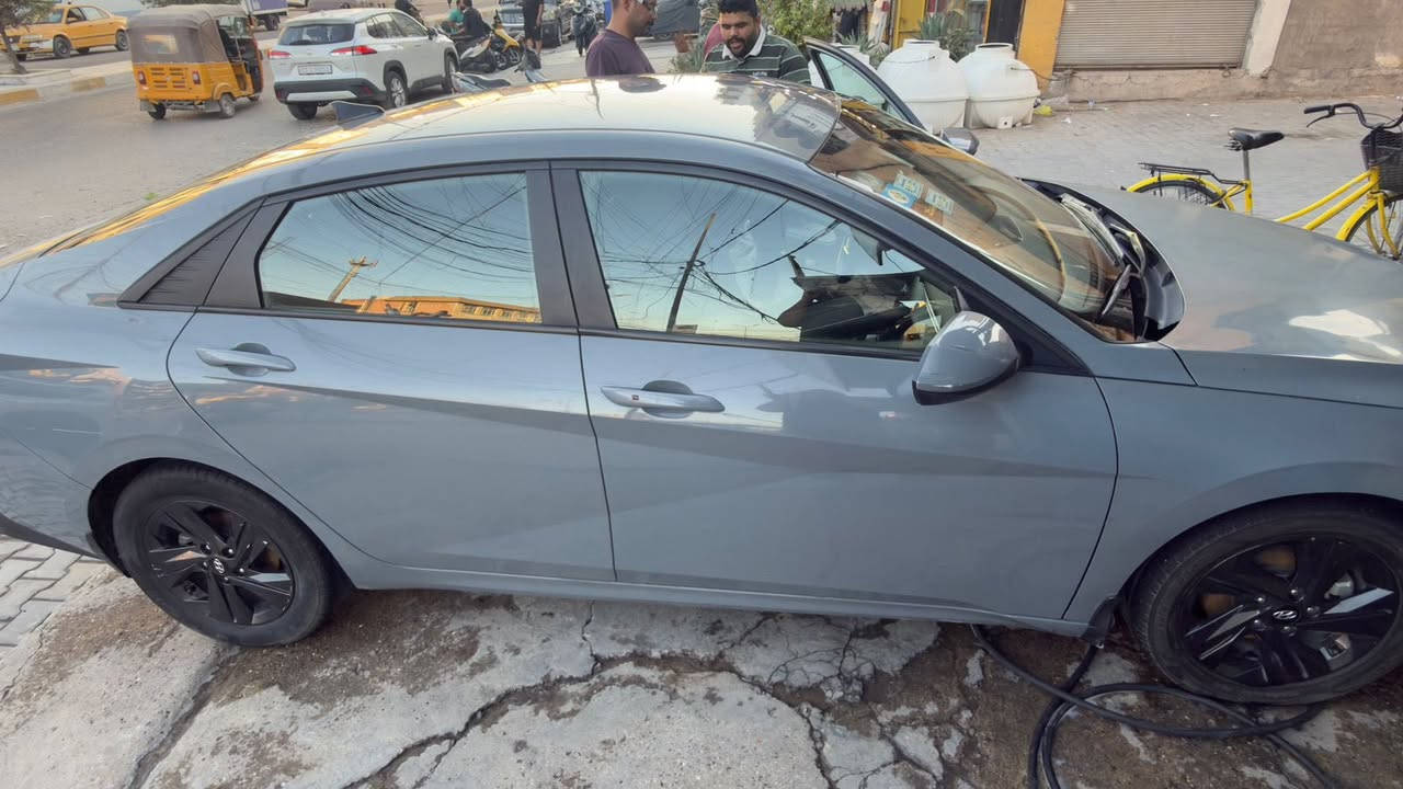 النترا هايبرد وارد امريكي  موديل 22 ماشيه 74900 كم بيها بانيد تبديل وجاملغ ع البارد حداديه جديده تبريد خير من الله صور للحادث موجوده اي استفسار او التواصل مع هذا الرقم *********** وات ساب متوفر 
السعر 127 $ وبيها مجال بسيط
