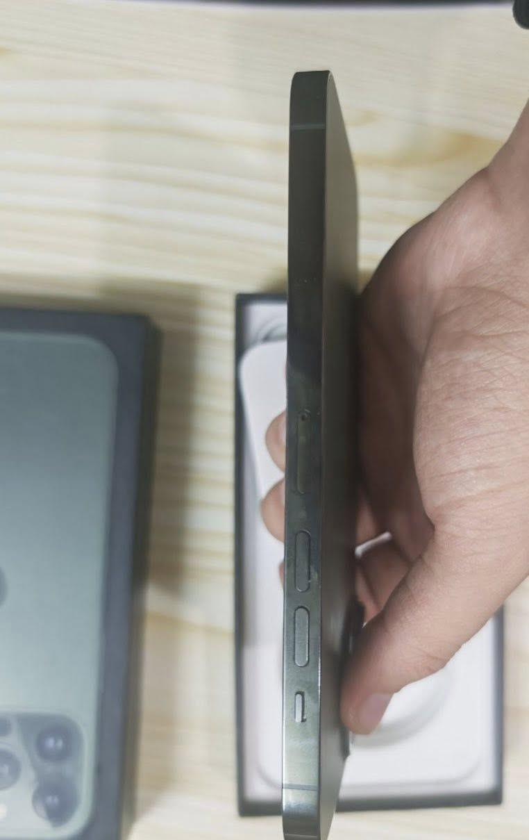 iPhone 13 Pro Max
نظافة 100%
وتر بروف
البطارية 88
الذاكرة 256GB
السعر : 670 ألف
العنوان : بغداد المنصور قرب ساحة اللقاء 
الهاتف ***********
