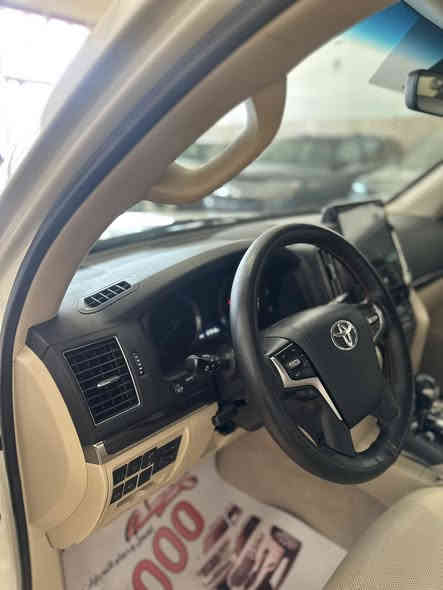 سلام عليكم لاندكروز موديل 2021 شركة ساز المسافه67الف V8سلندر سيارة بيهه شغلات بسيطة تفاصيل راسلني واتساب ادزلك سونر 
شراي اتصل وانطيك السعر وتفاصيل وبخدمتكم ***********
