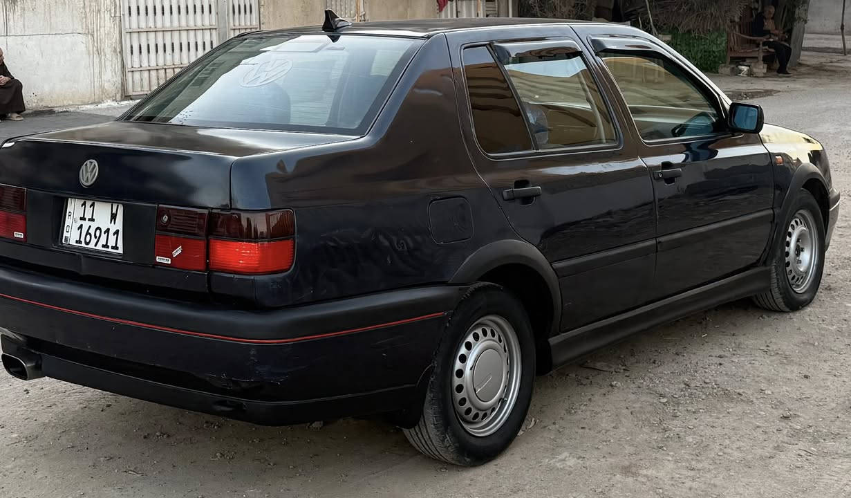 كولف فنتو 1994
كير اوتو كير مكينه مكفولات 
تخم تاير  ويل كب اصلي 
مكفوله من الضربه 
السياره جاهزء من كلشي 
السعر 45 وبيها مجال بسيط 
للاتصال ***********
