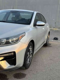 كيا فورتي ٢١  حادثها بنيد وجاملغ اصلي شاديلها  فول تحكمات رادار مانع ن...