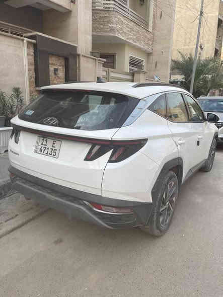 للبيع توسان موديل 24 خليجي السياره مكفوله من الرصعه والباردة والشخوط السياره على وضع الشركه أحله من الصور مكانه بغداد سعر 225  بي مجال هاتف ***********
