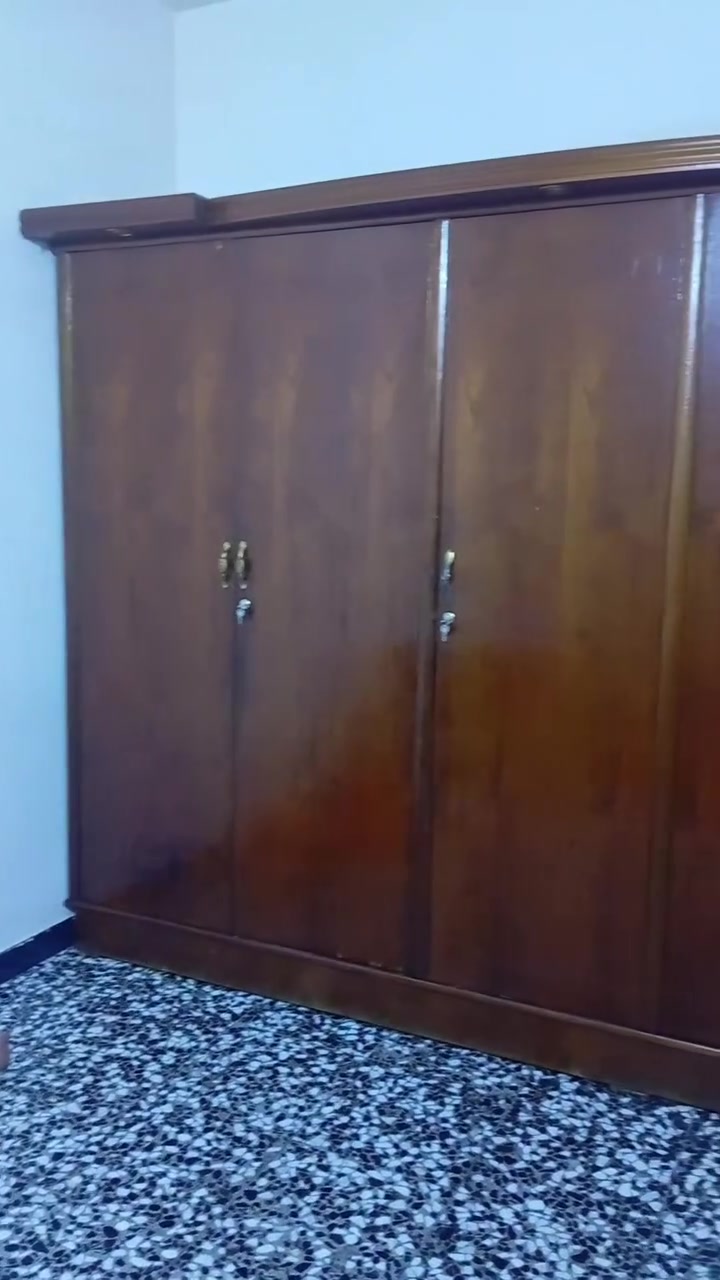 سلام عليكم عندي كنتور اللبيع سعره ب150نضيف وداخله چبيره.


**إذا كنت صاحب هذا الإعلان وتريد حذفه لأي سبب، رجاءا أرسل رسالة إلى الدعم الفني**