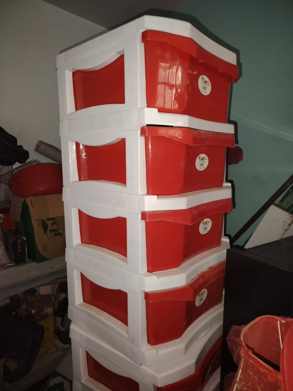 للبيع كاروك طفل عدد 4 غير مستعملات +جرارات بلاستيك + غرفة نوم + تخم


**إذا كنت صاحب هذا الإعلان وتريد حذفه لأي سبب، رجاءا أرسل رسالة إلى الدعم الفني**