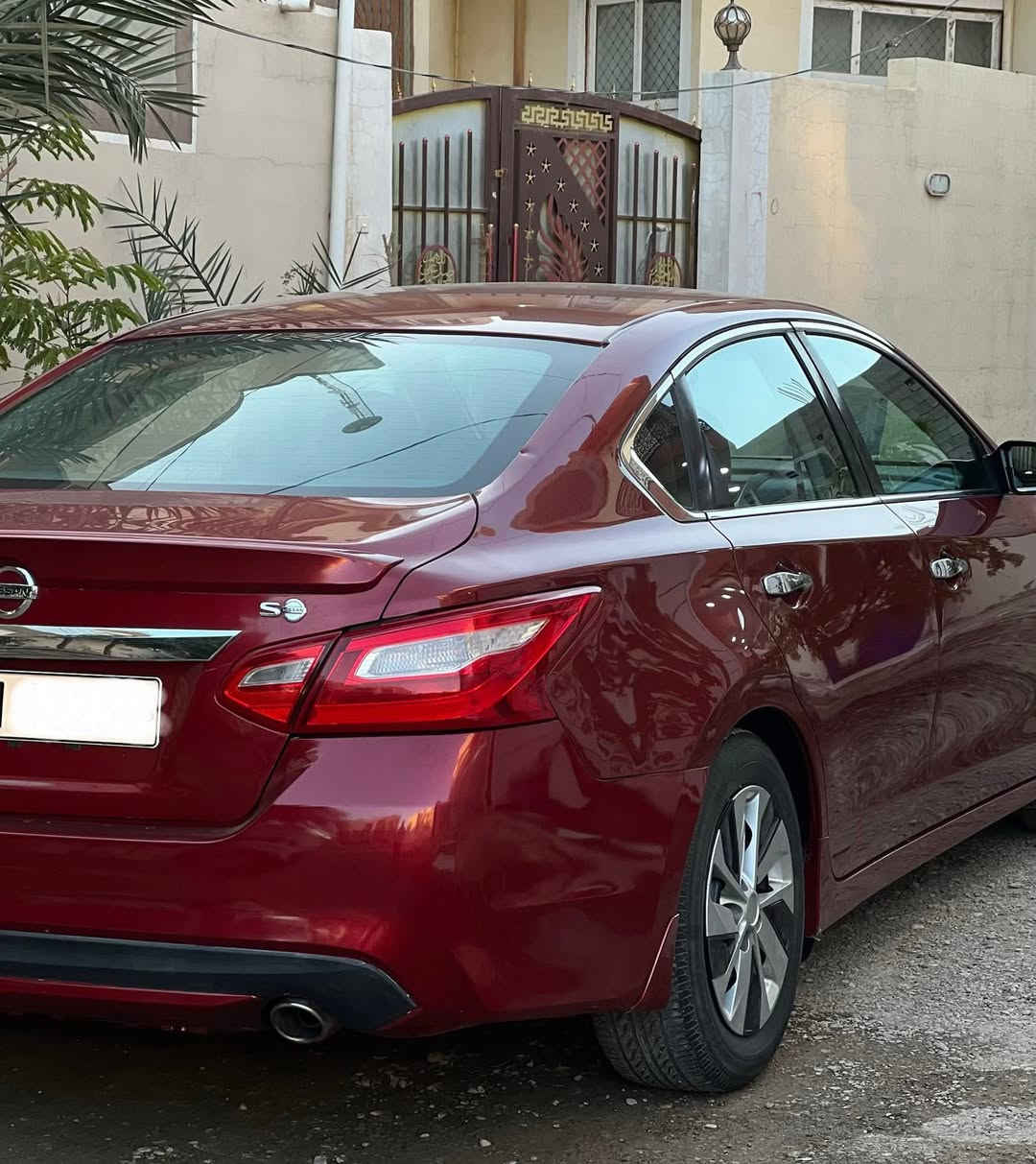 السلام عليكم 
نيسان التيما 2017 S وراد امريكي رقم اربيل الجديد بأسمي تحويل ثاني يوم
مواصفات معروفة
كير ومكينه كفالة مع الادامة العامة
حدادية امامي وخلفي كفالة
السيارة جديدة ومابيها اي نقص
ماشية 78 الف 
حادث امريكا فقط( جامرلغ خلفي جزء منة مصبوغ + قبق الجنطة بدون دواخل شرط وبدون ايرباك فقط باقي السيارة كفالة عامة ) السعر 121 وبيها مجال 
مكاني ديالى
***********
