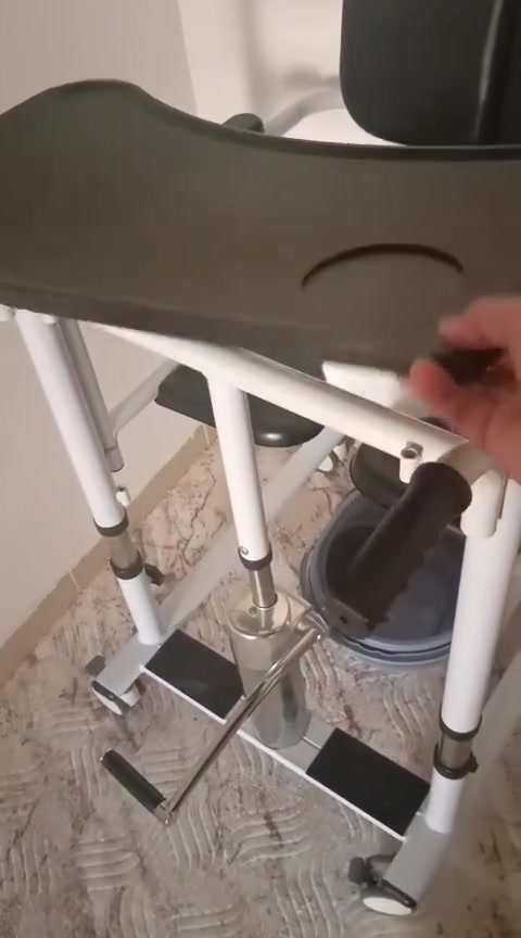 مرحبا عندي هذالكرسي الذوي الاعاقه كلش سهل وجديد يستعمل للحمام والتواليت ومن الخلف ينفتح وحتى للأكل كلش سهل أخذته ب450الف أريده ب200العنوان دهوك دابين


**إذا كنت صاحب هذا الإعلان وتريد حذفه لأي سبب، رجاءا أرسل رسالة إلى الدعم الفني**