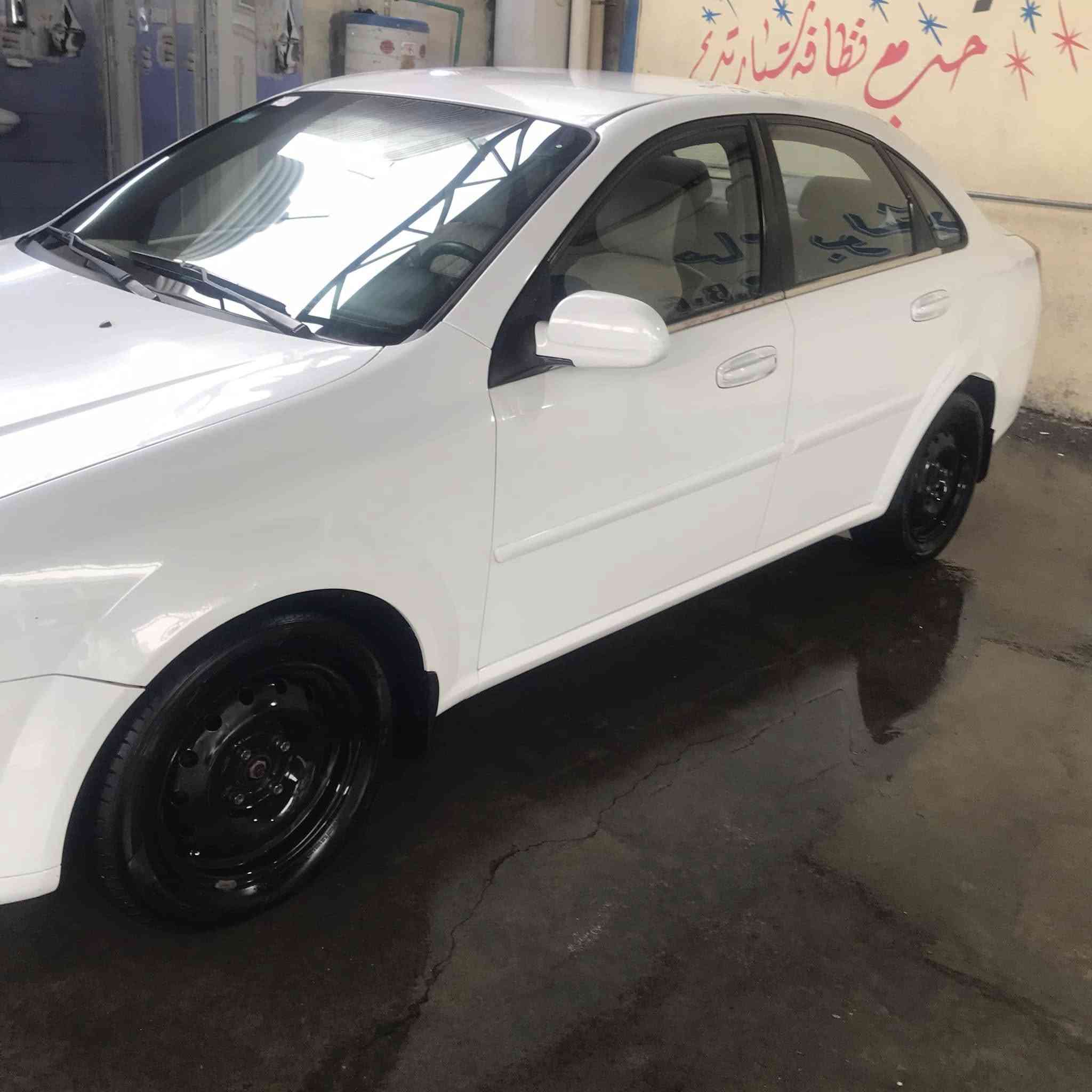 السلام عليكم 
اوبترا 2011 مال الشركه العامه رقم بغداد بسمي 
مكفوله من الصبغ والتبديل ماشيه 91 الف حقيقي 
سياره جديده بدون نقوصات تخم تايرات جدد
السعر 95$ بيهة مجال هاتف ***********
المكان بغداد ساحه ميسلون لايوجد ماسجر وتساب موجود
